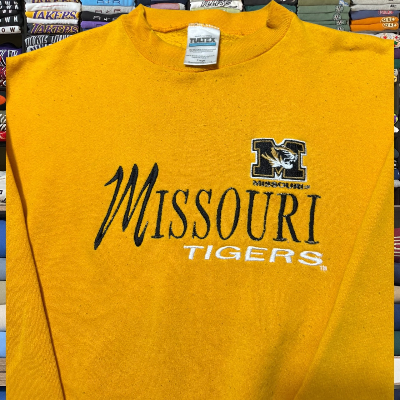 90s Missouri tigers sweater (large)