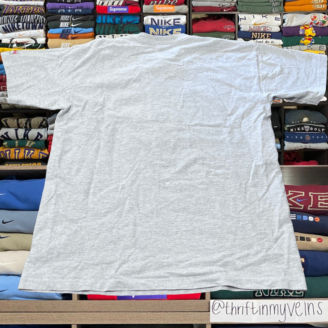 90s Atlanta braves nutmegs shirt