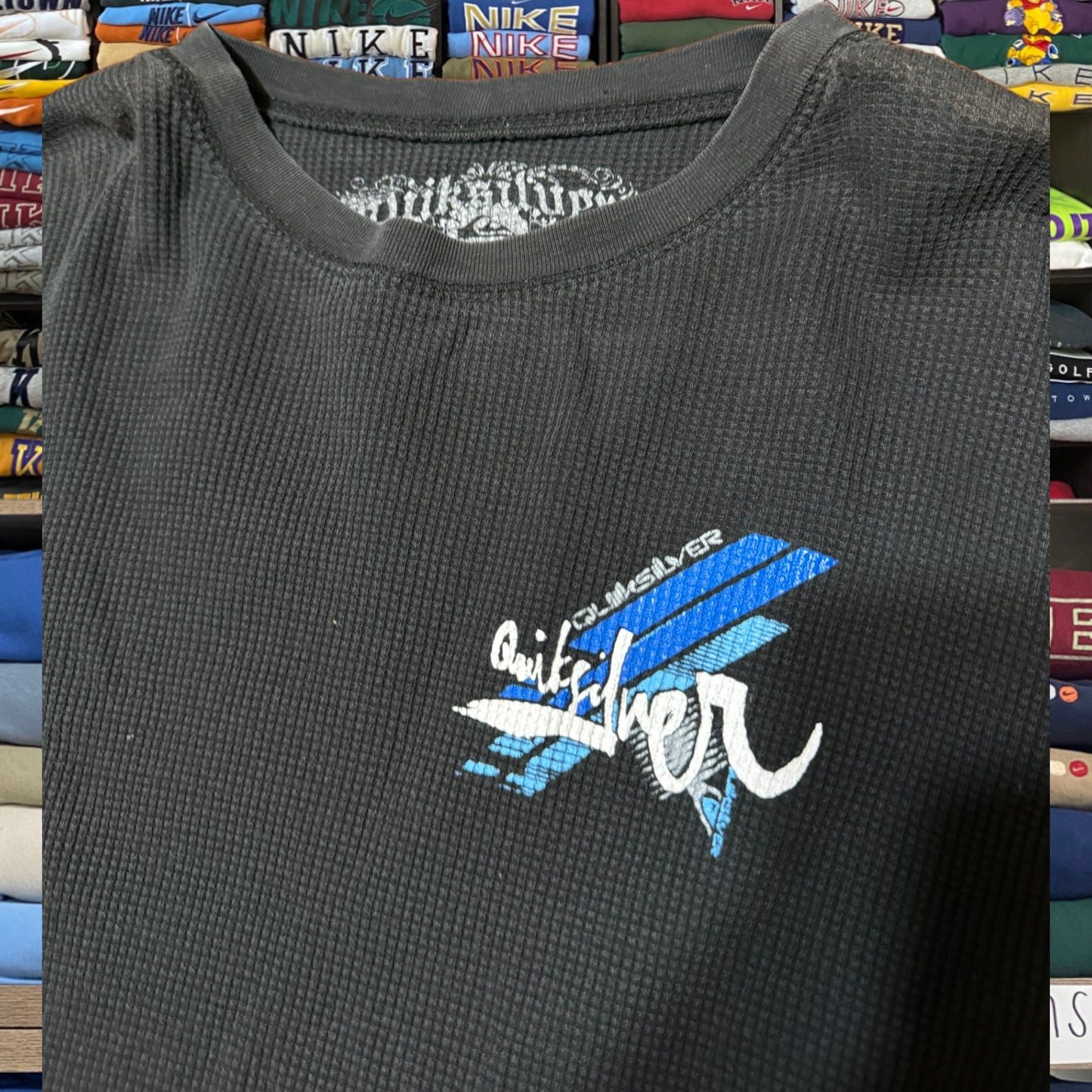 Y2K Black Quiksilver shirt