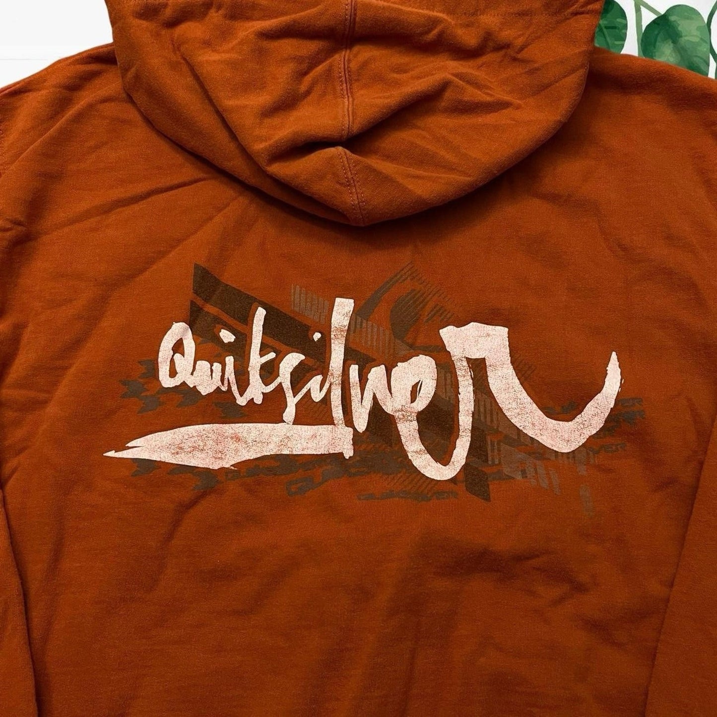 Vintage Y2K quiksilver Surf Sweater/Shirt