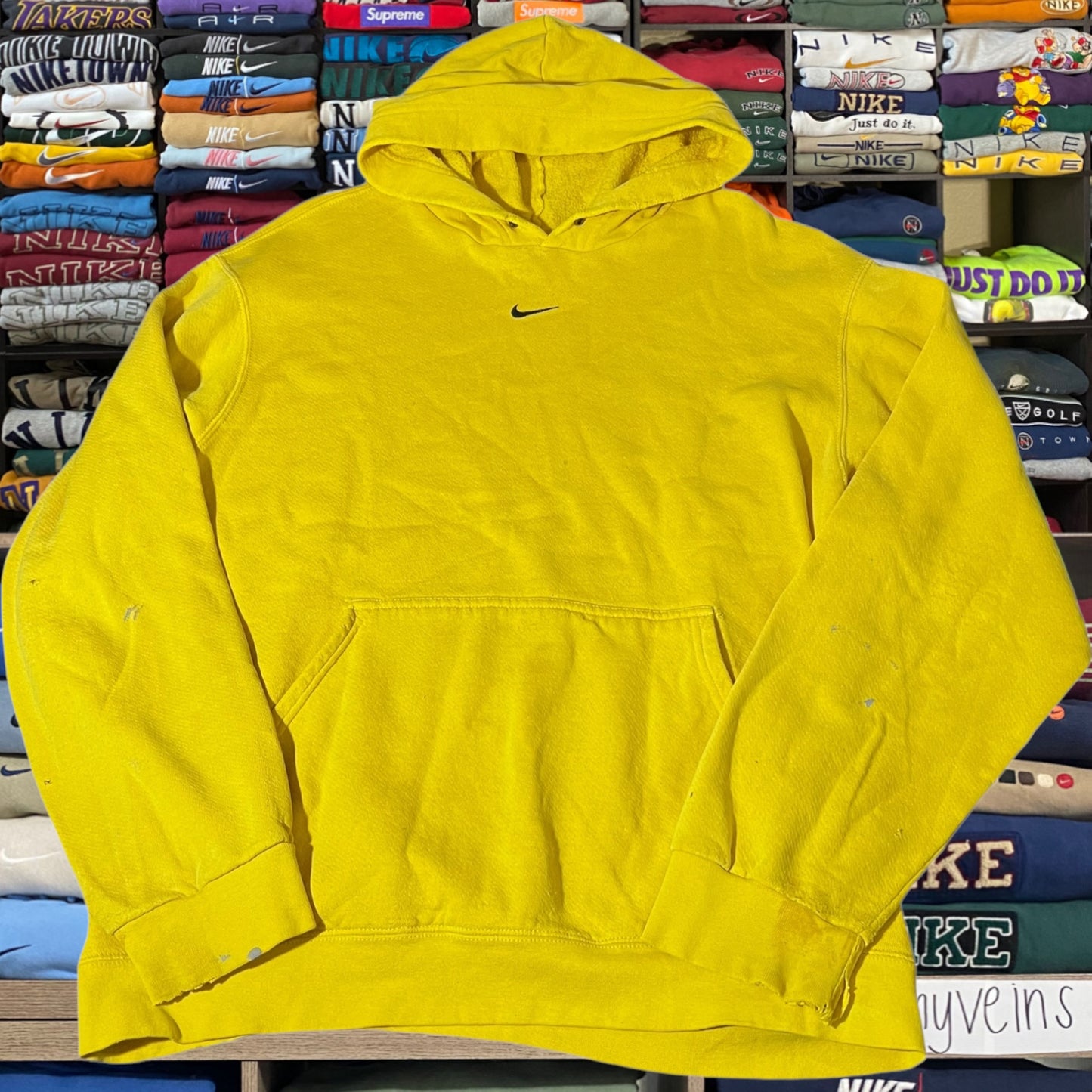 Y2K 2001 Nike center swoosh hoodie yelllw