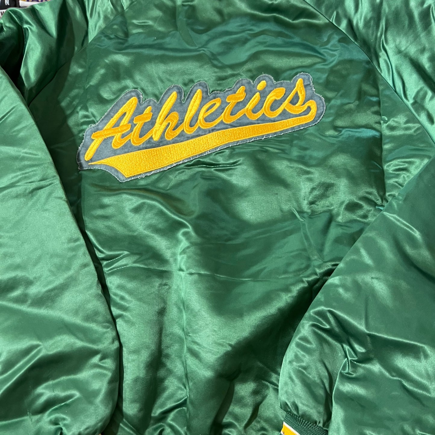 80s Oakland athletics satin jacket (large)