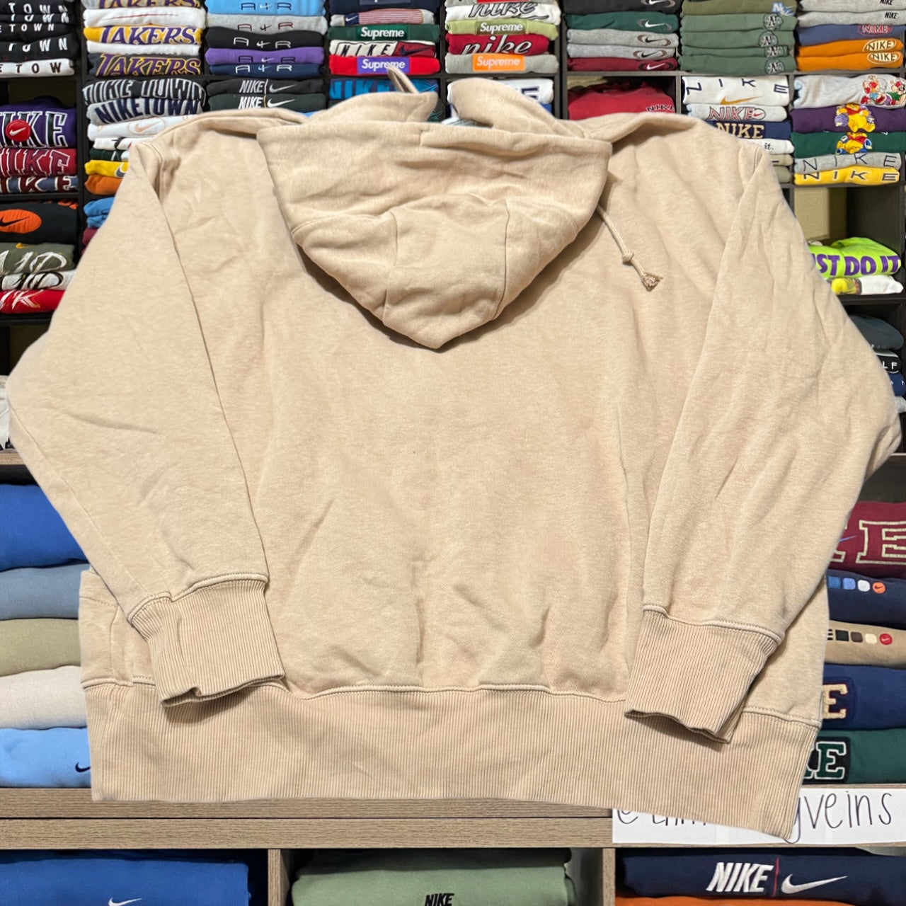 y2k brown nike hoodie (Medium)