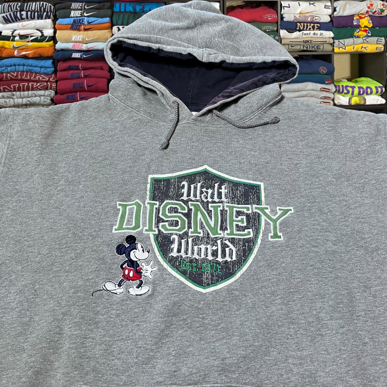 Vtg y2k Disney Mickey hoodie