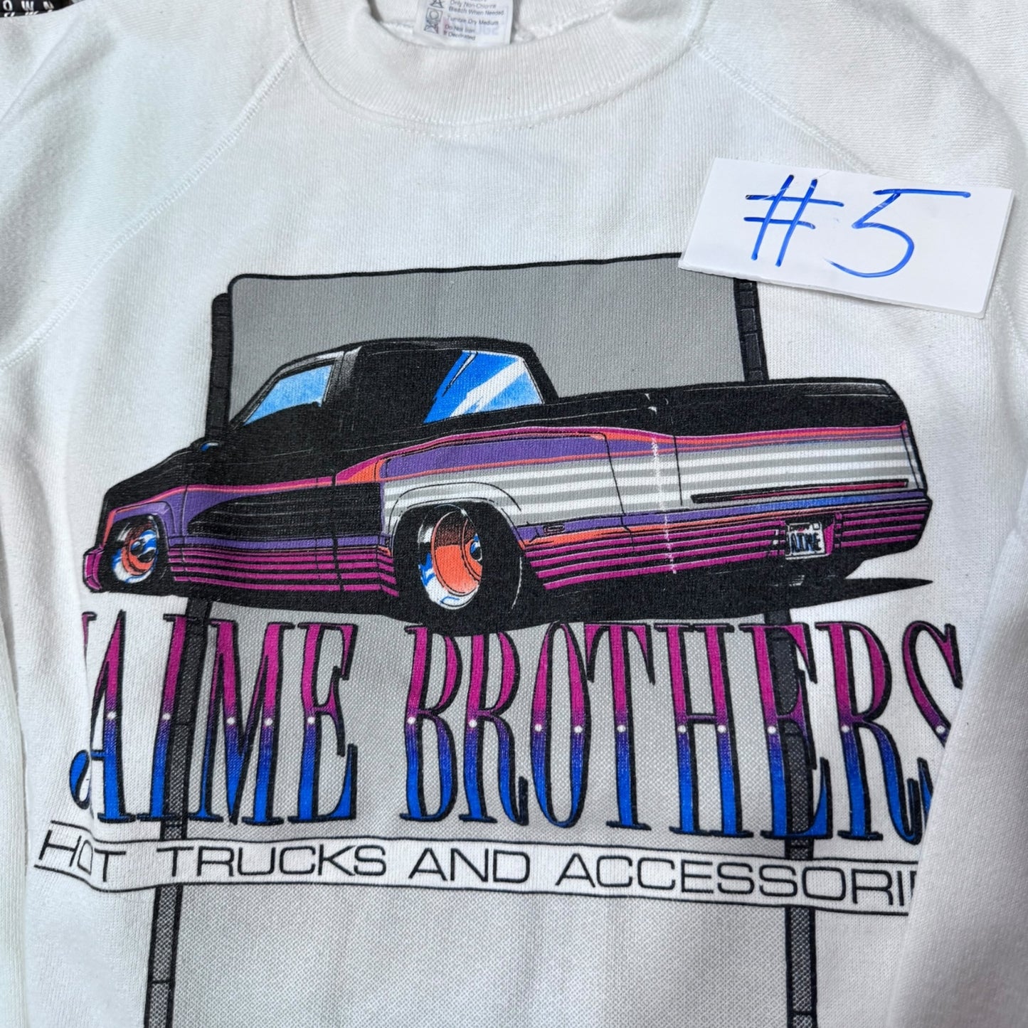 80s muscle car graphic (medium)
