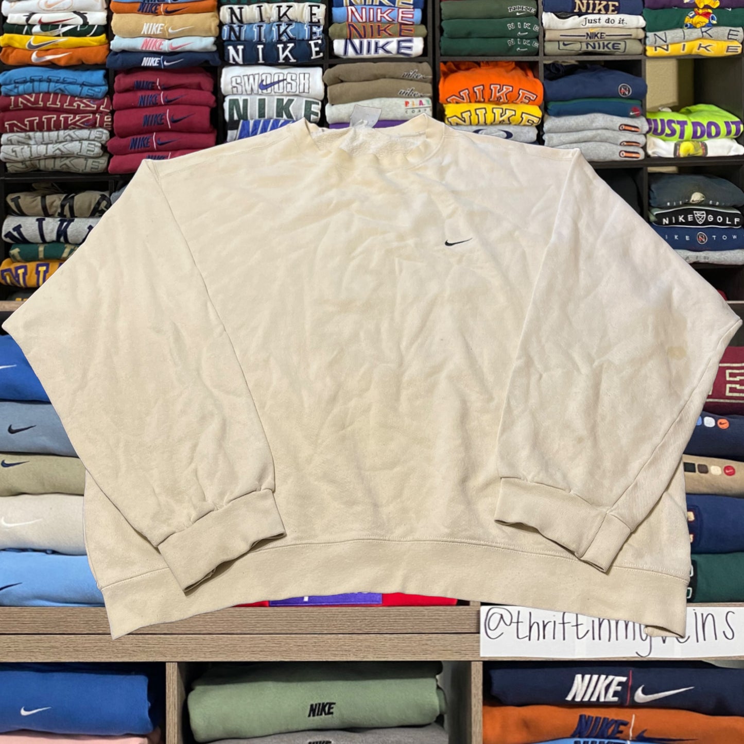 Y2K 2001 crème Nike sweater