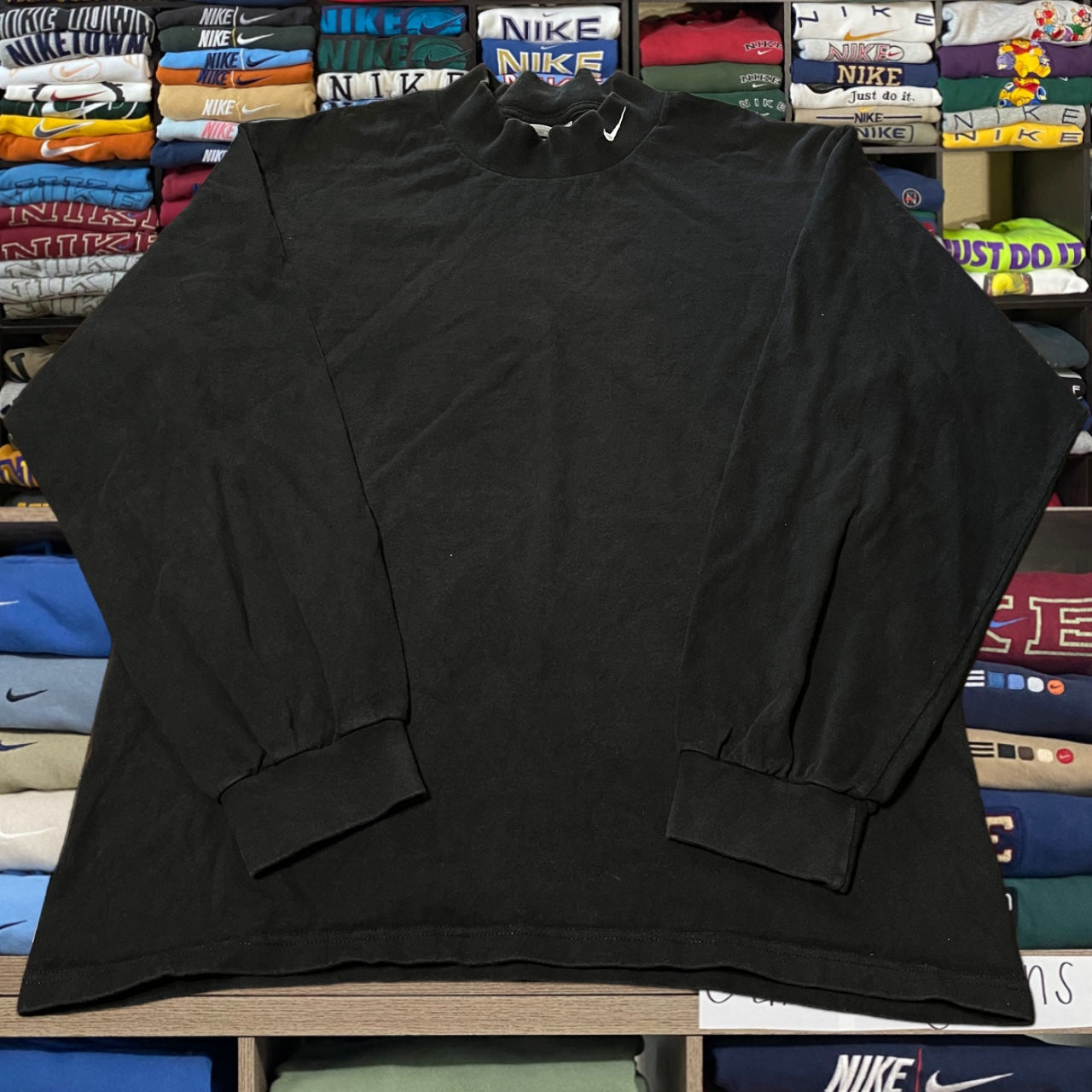 Y2K mock black Nike turtle neck (medium