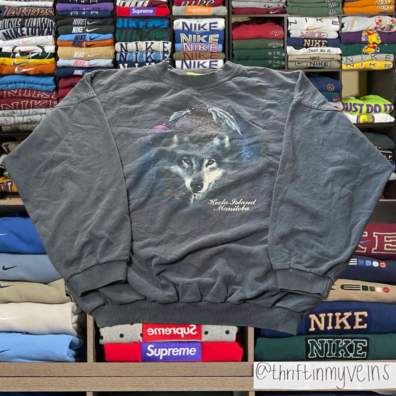 90s wolf nature sweater