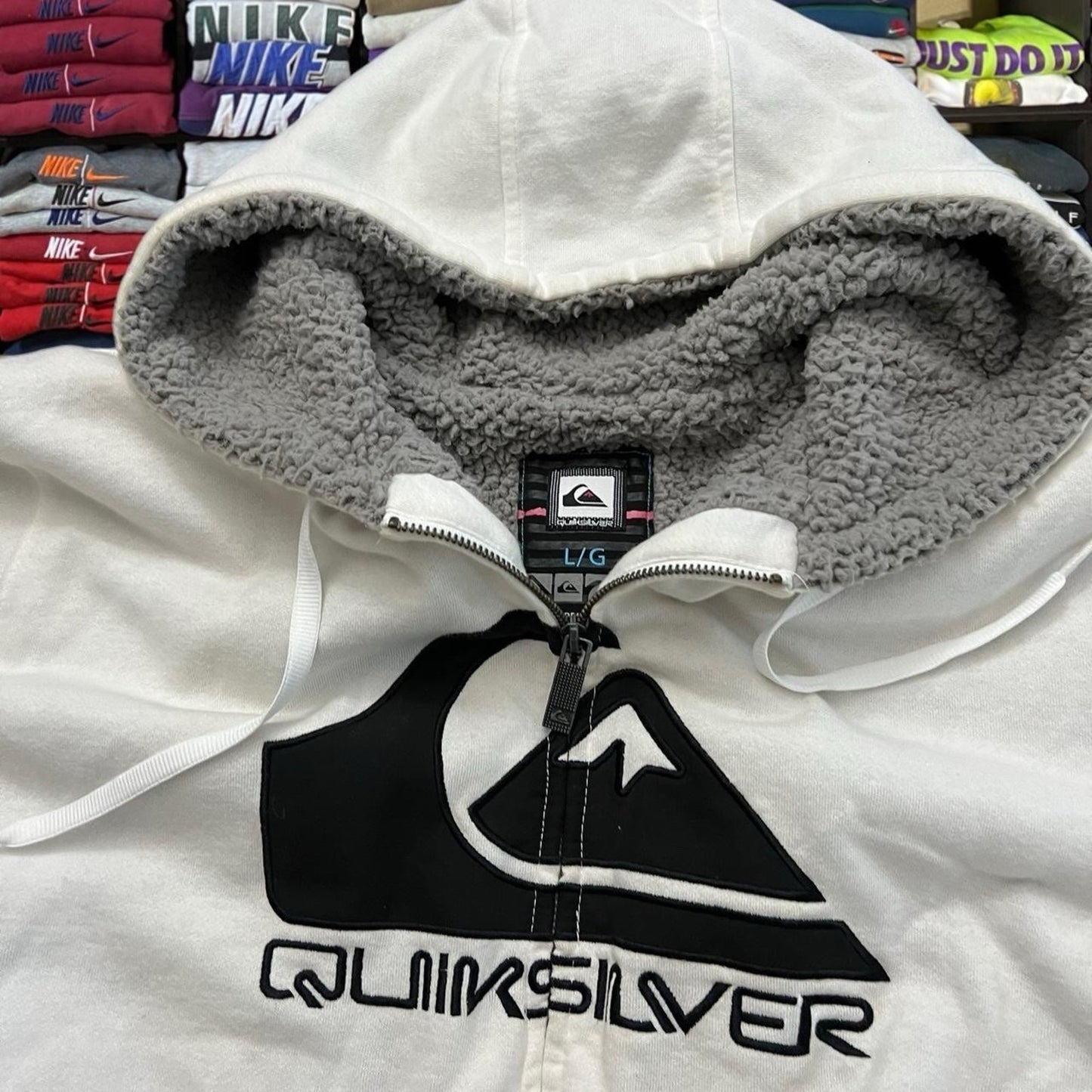 Vintage Y2K quiksilver Surf Sweater/Shirt