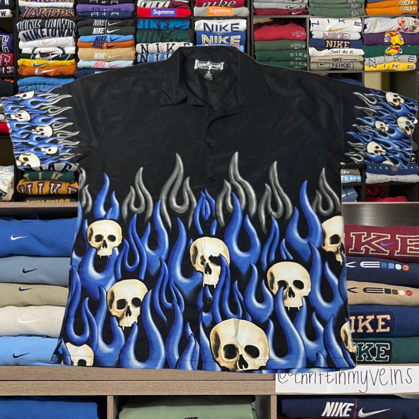 ￼vintage 90s skeleton skull skater shirt