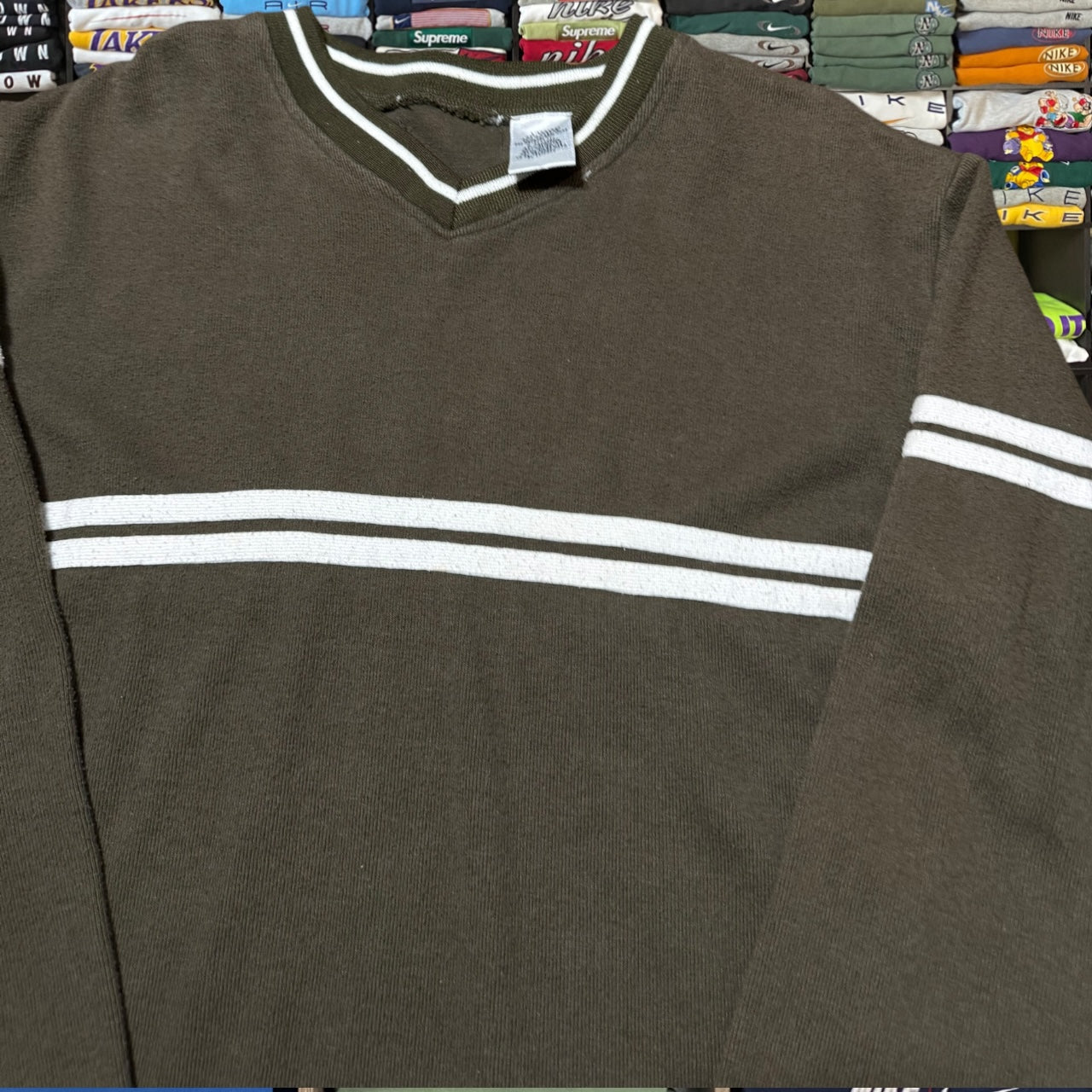Y2K point zero style skater sweater (large)