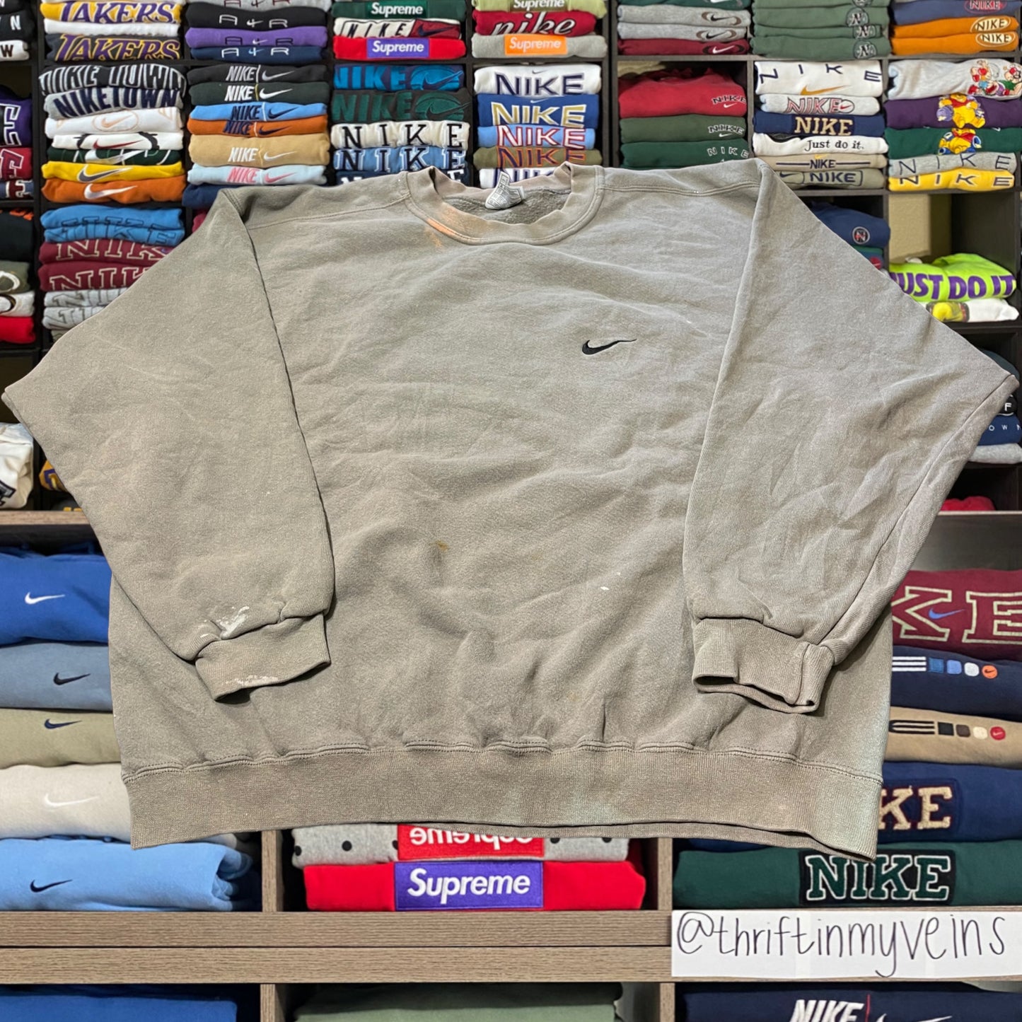 90s mocha Nike embroidered logo sweater