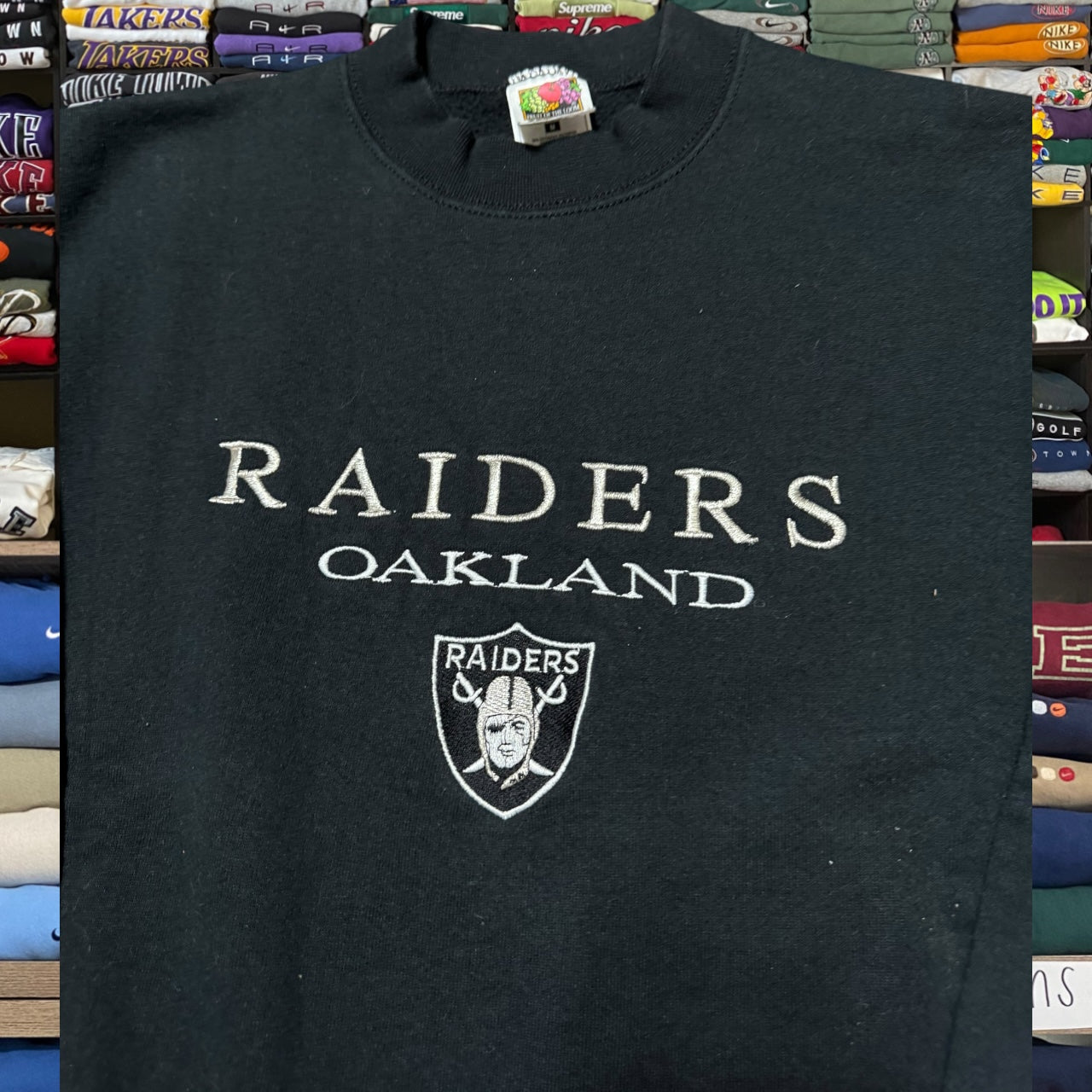 90s raiders nfl sweatshirt (Medium)