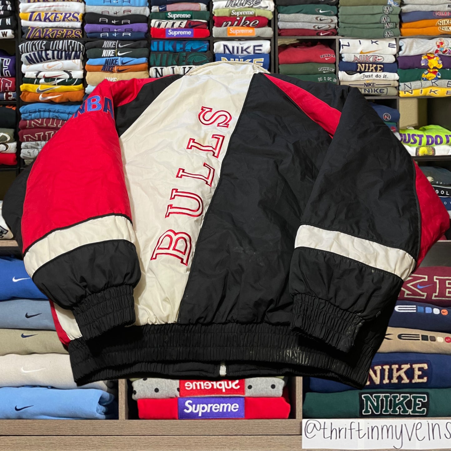 90s Chicago bulls puffer jacket
