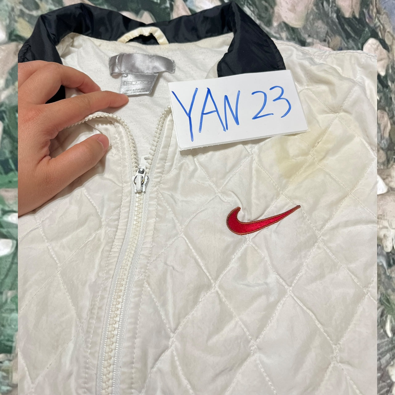vinrage 90's quilted nike (small)