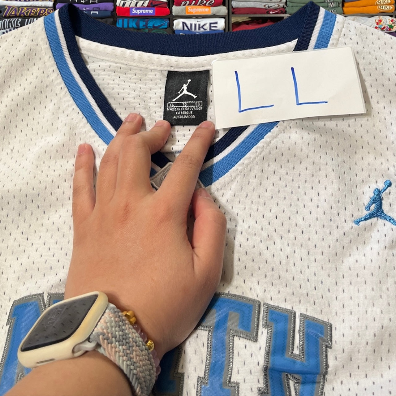 Y2K Nike x North Carolina university