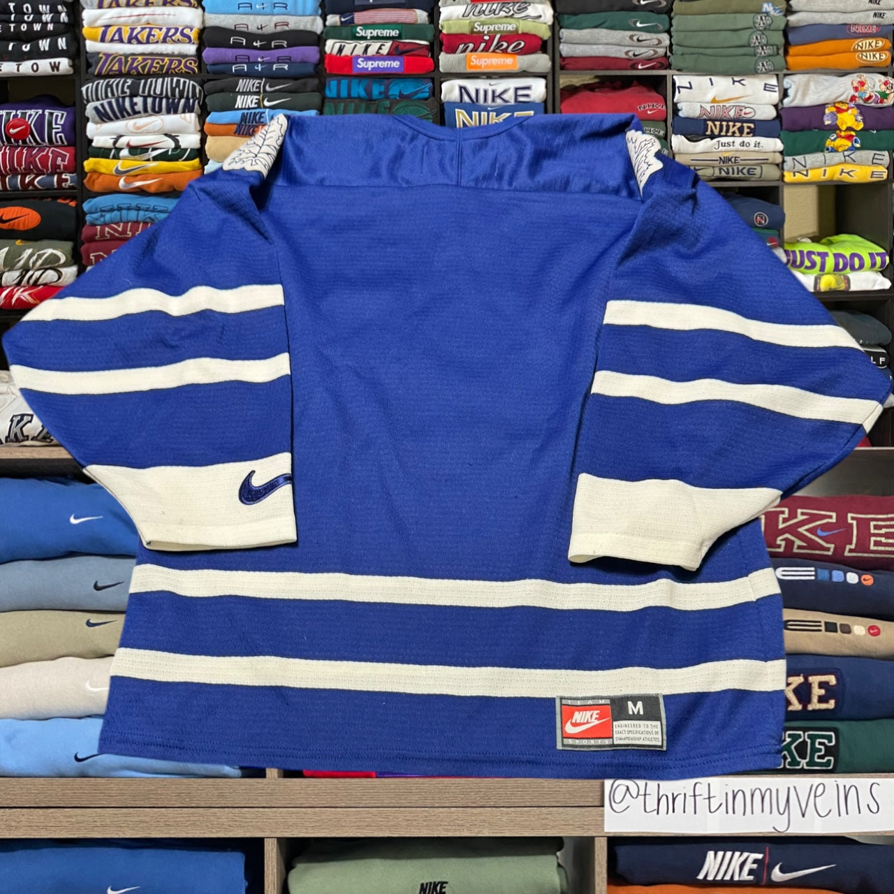 nike x Maple leafs nhl hockey jersey (medium)