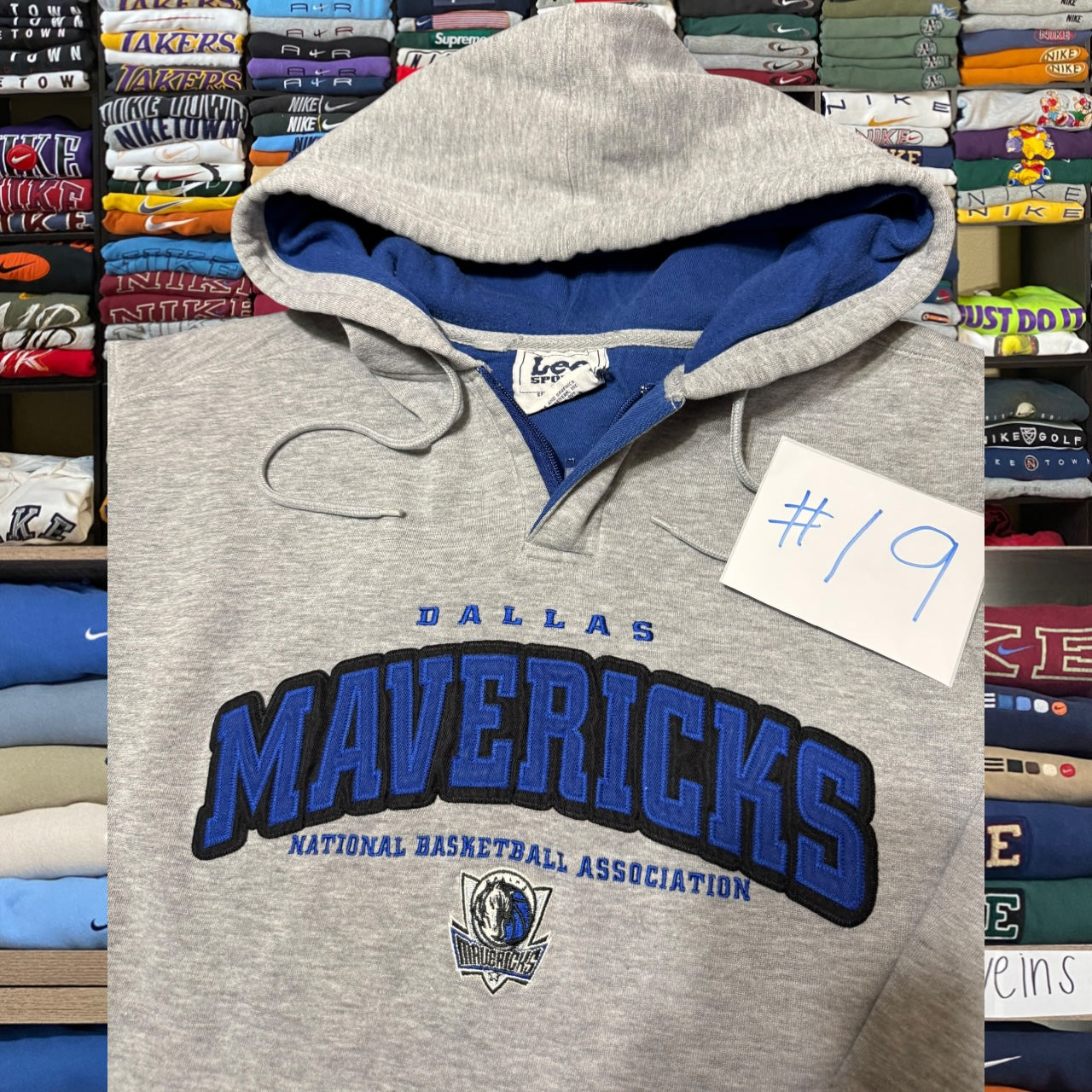 y2k dallas mavericks hoodie (Large)