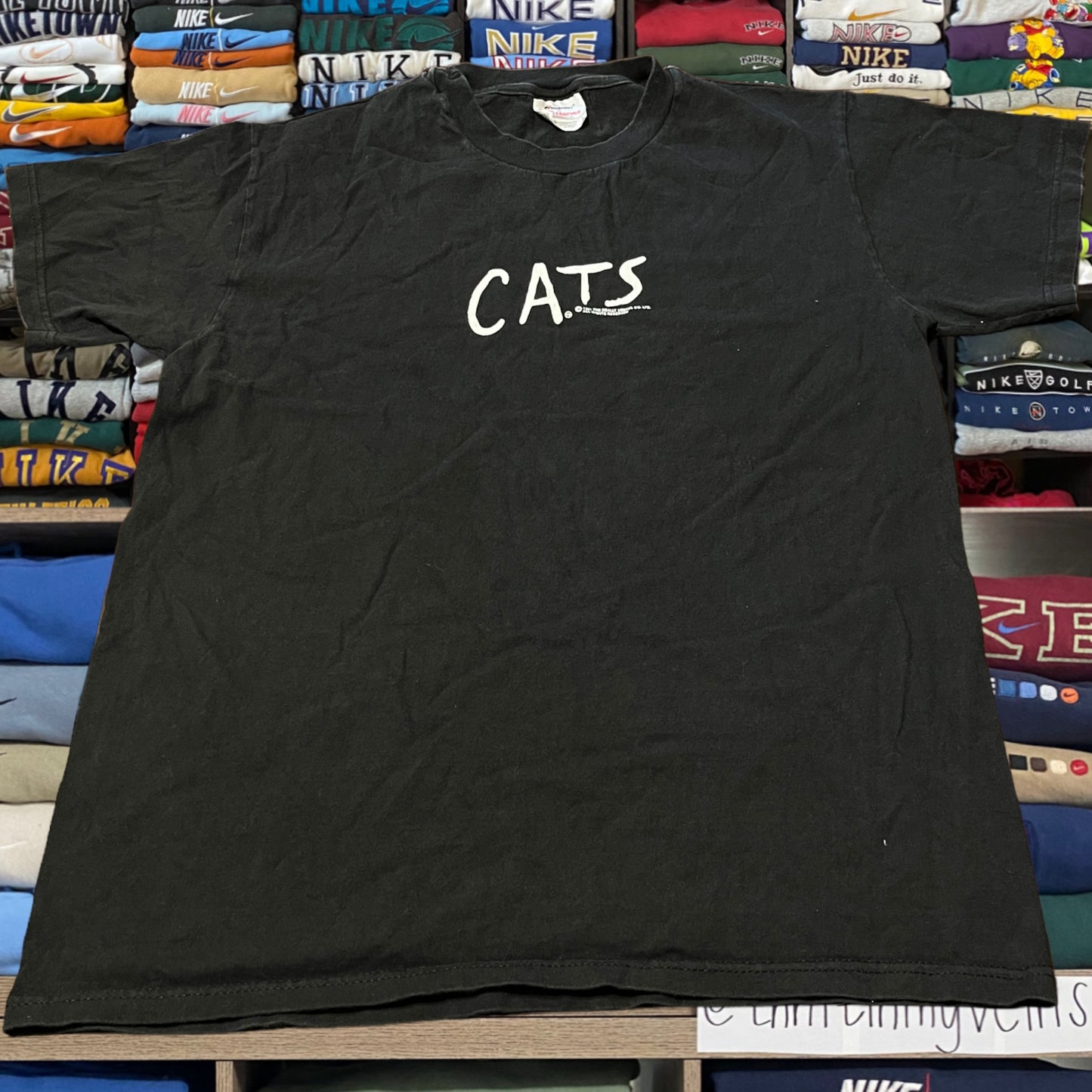 90s cats shirt (large)