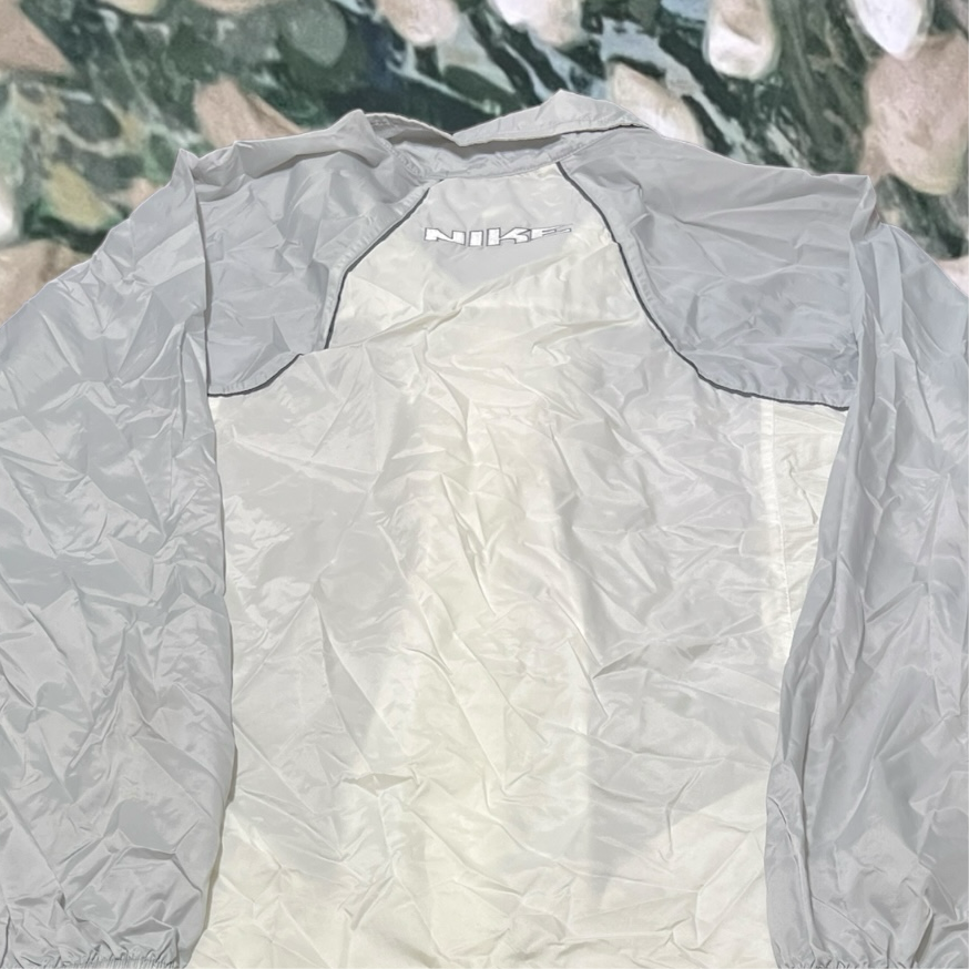 vinrage 90's nike windbreaker (xlarge)