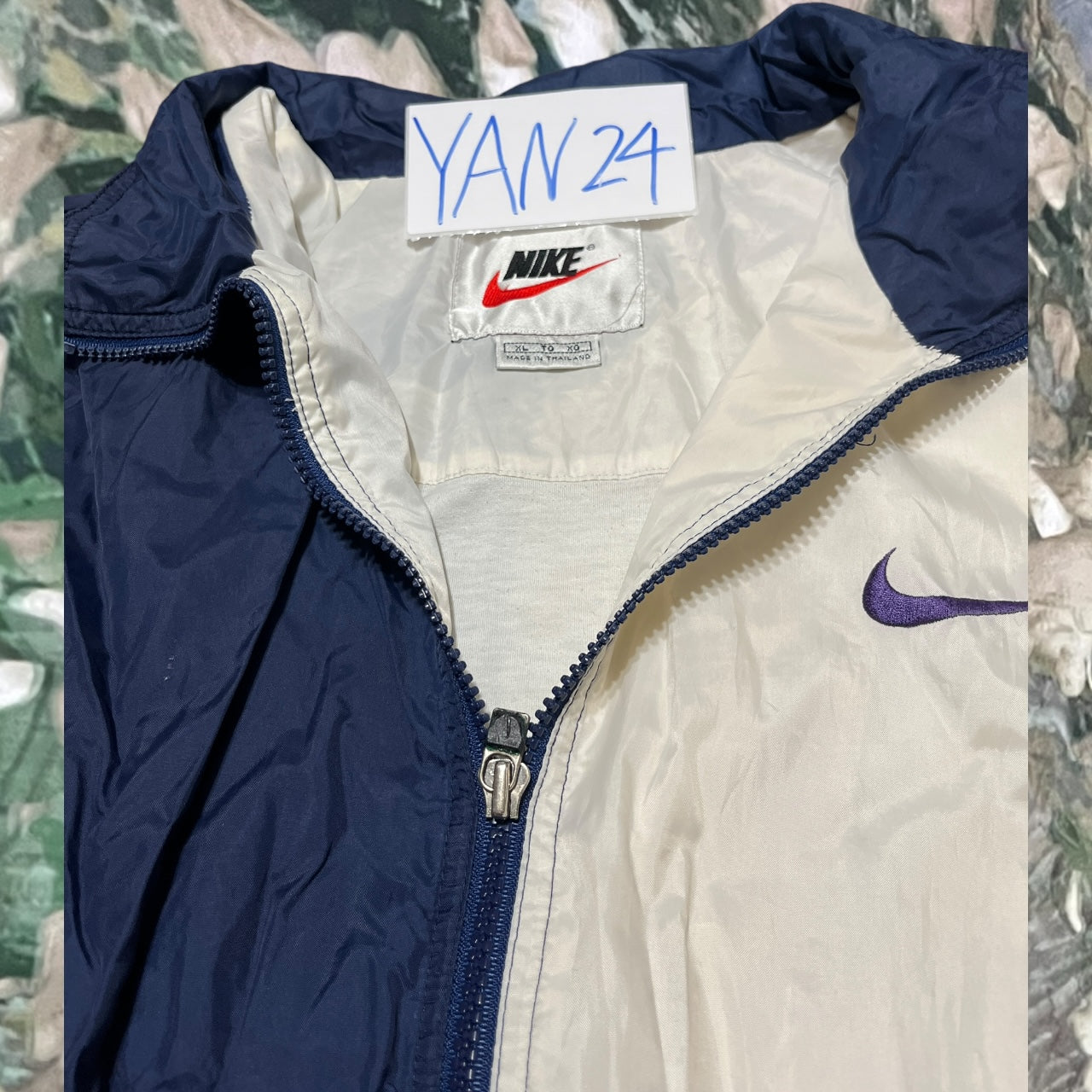 vintage 90's nike windbreaker (xlarge)