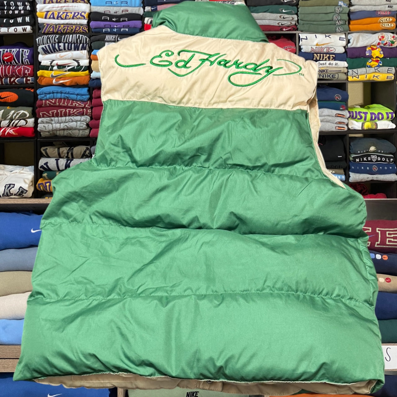 90s ed hardy puffer vest (medium)