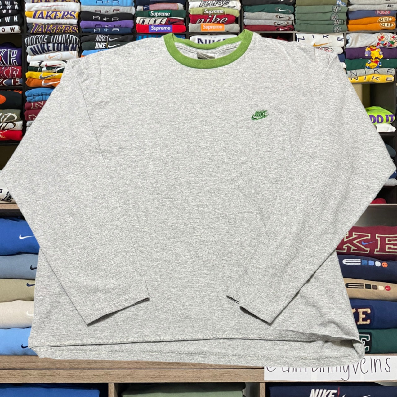 Y2K 2001 Nike long sleeve (large)