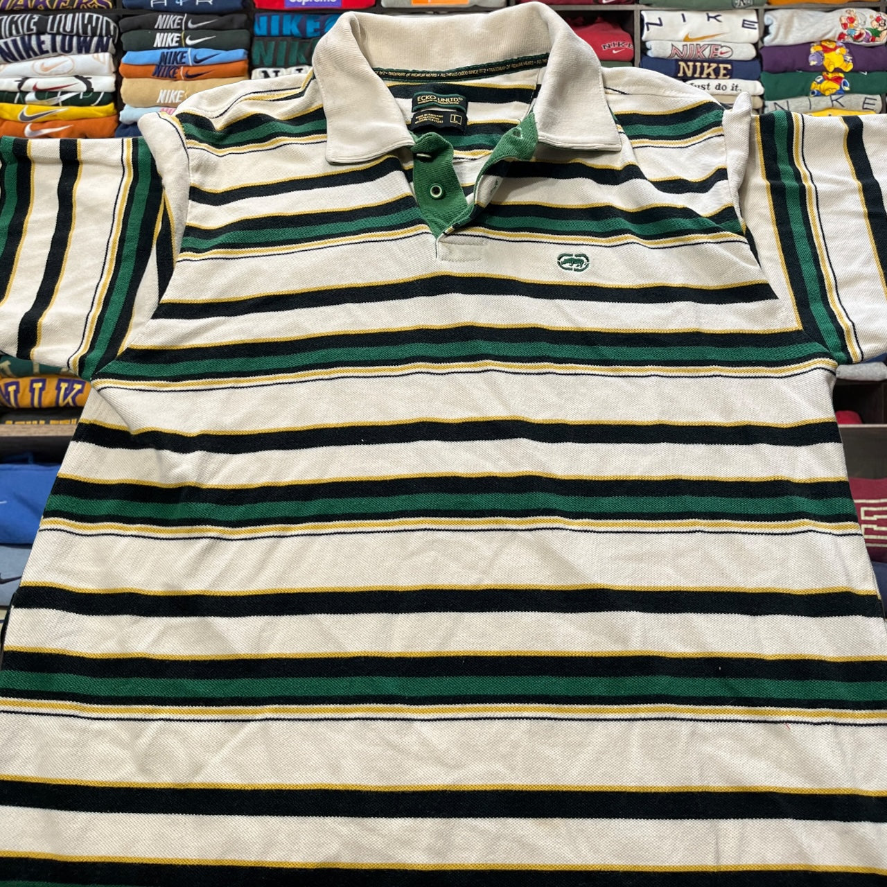 Y2K ecko skater shirt
