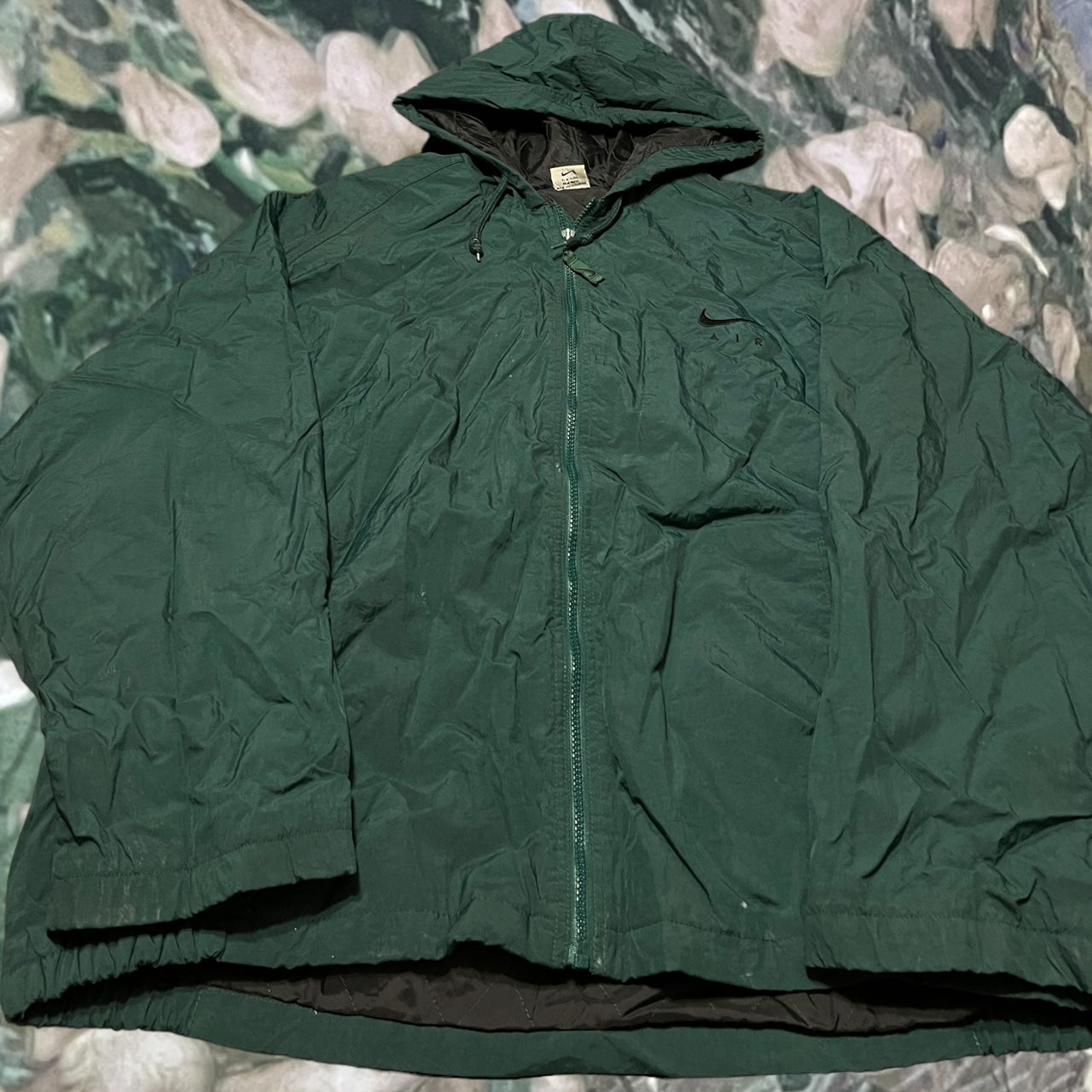 vintage 90's nike puffer jacket (xlarge)