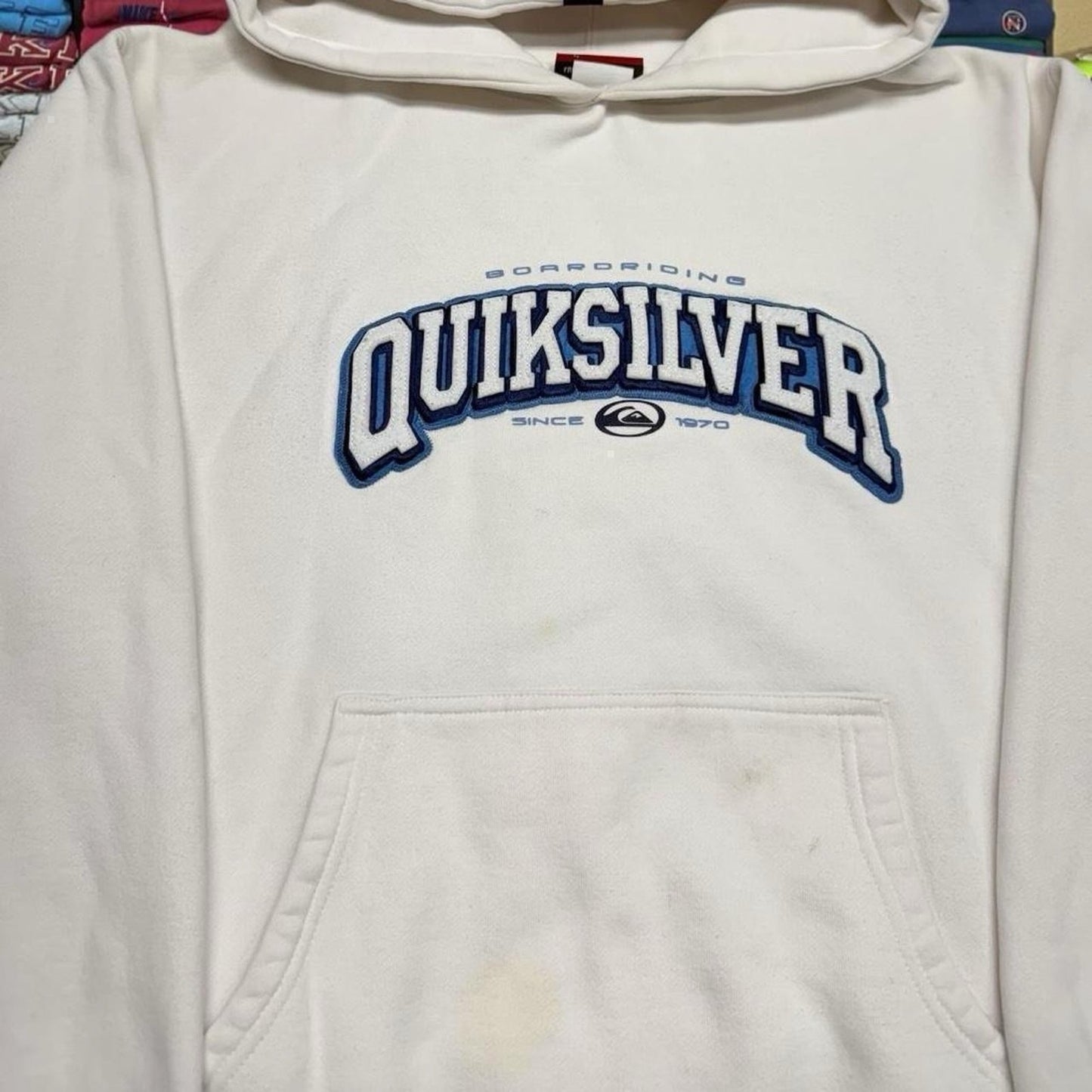 Vintage Y2K 2004 quiksilver Surf Sweater/Shirt
