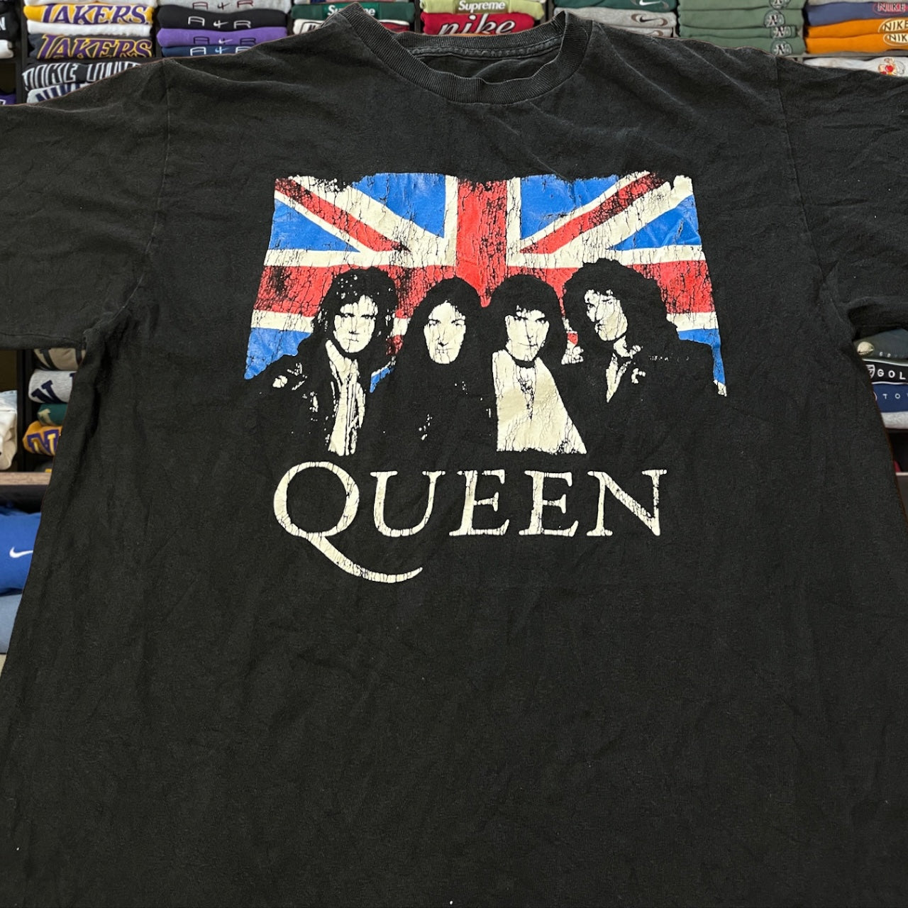 Y2K queen band tee shirt