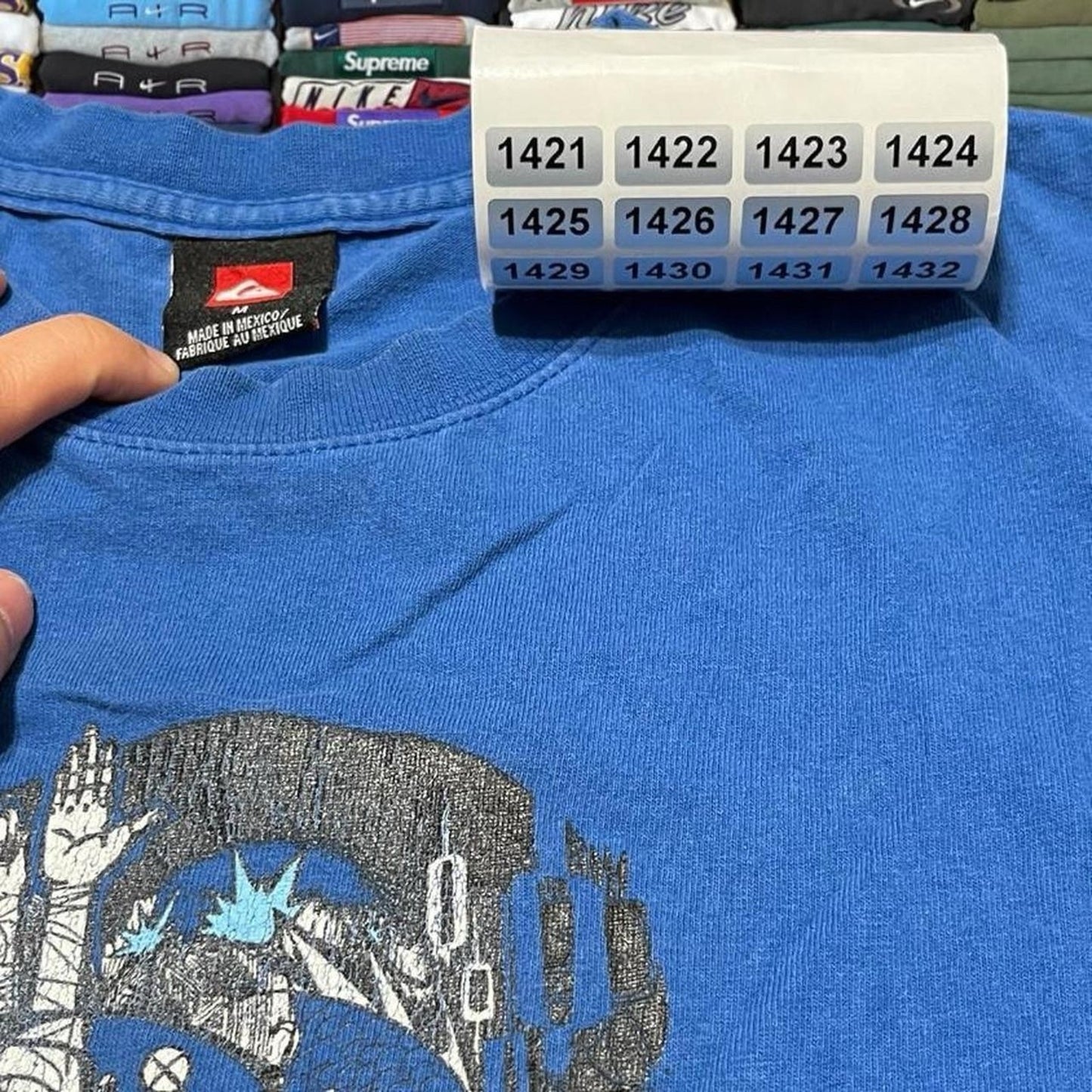 Vintage Y2K quiksilver Surf Sweater/Shirt