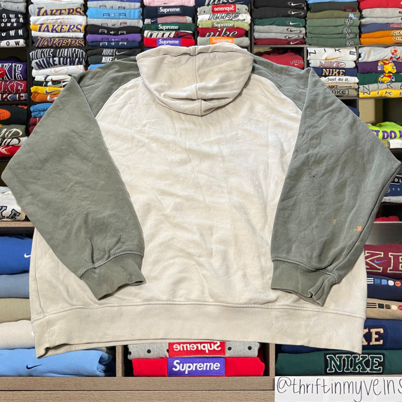 Y2K Nike crème sage hoodie