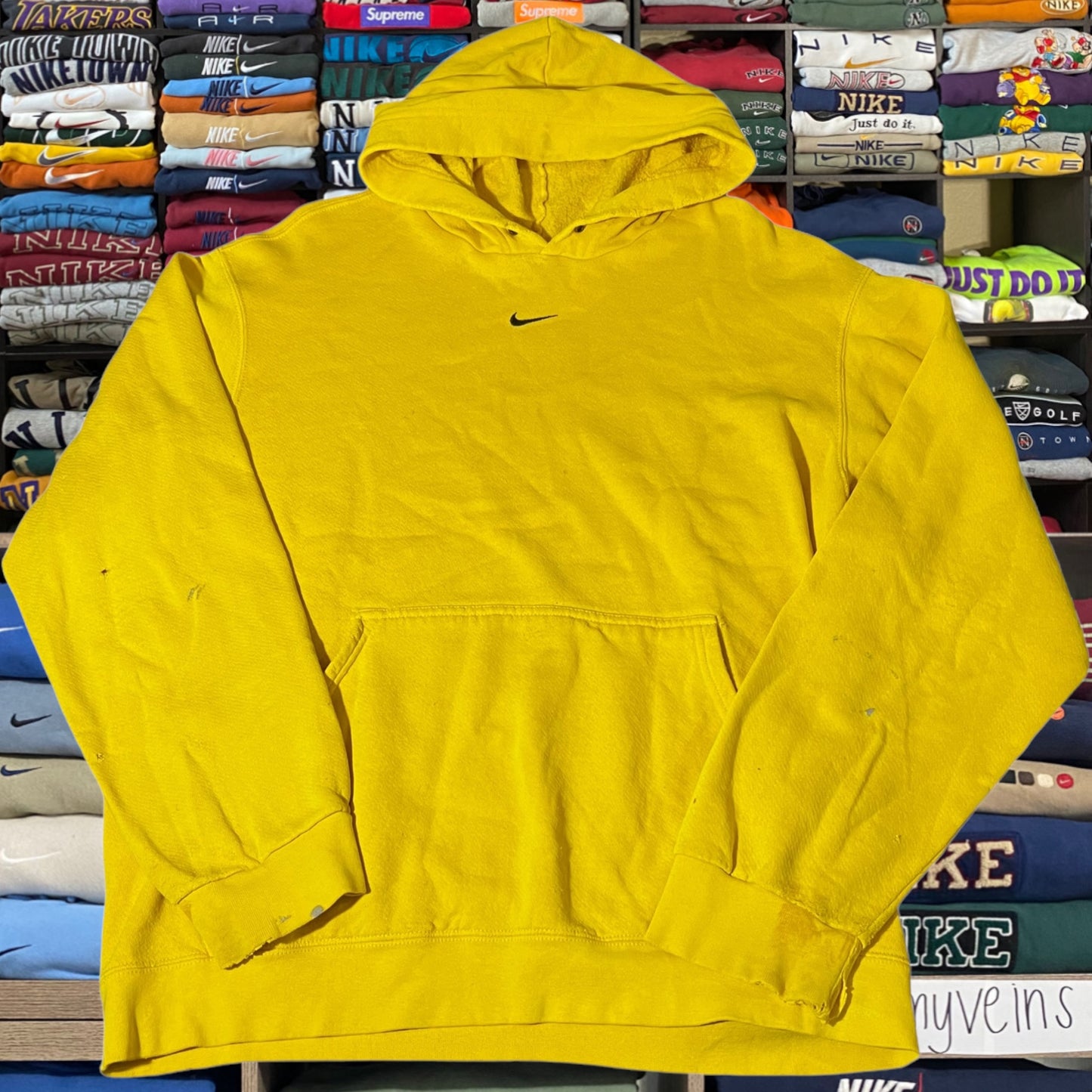 Y2K 2001 Nike center swoosh hoodie yelllw
