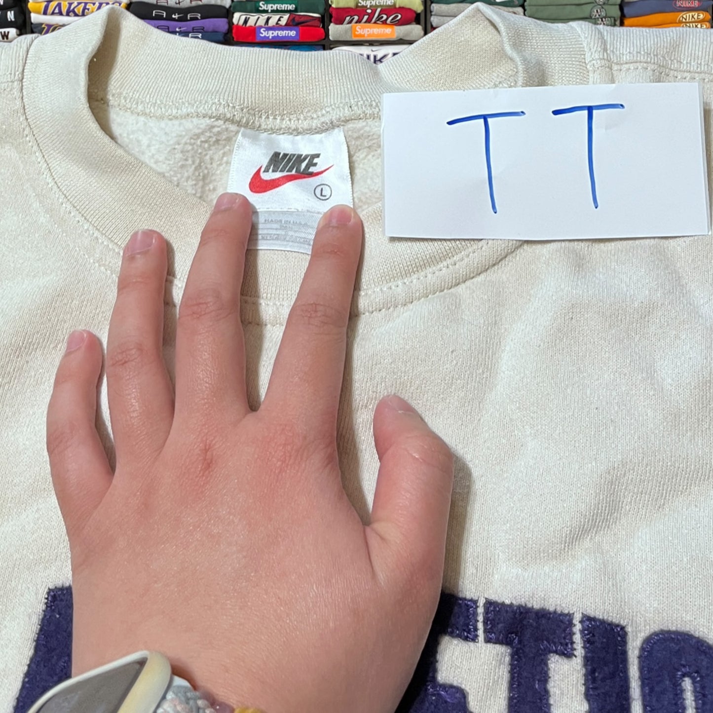 90s Nike athletics crème sweater