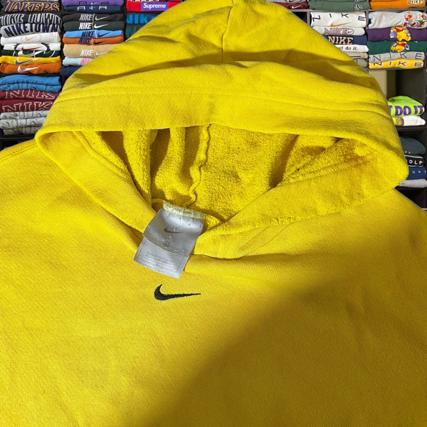 Y2K 2001 Nike center swoosh hoodie yelllw