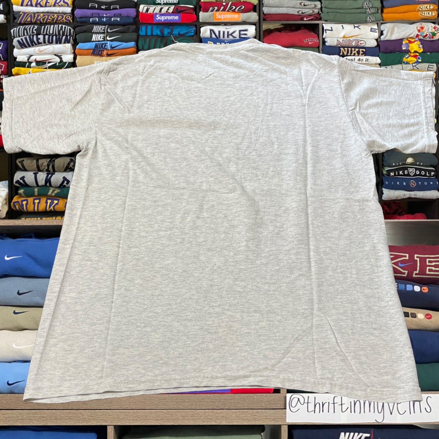 y2k 97'santa cruz shirt (medium)