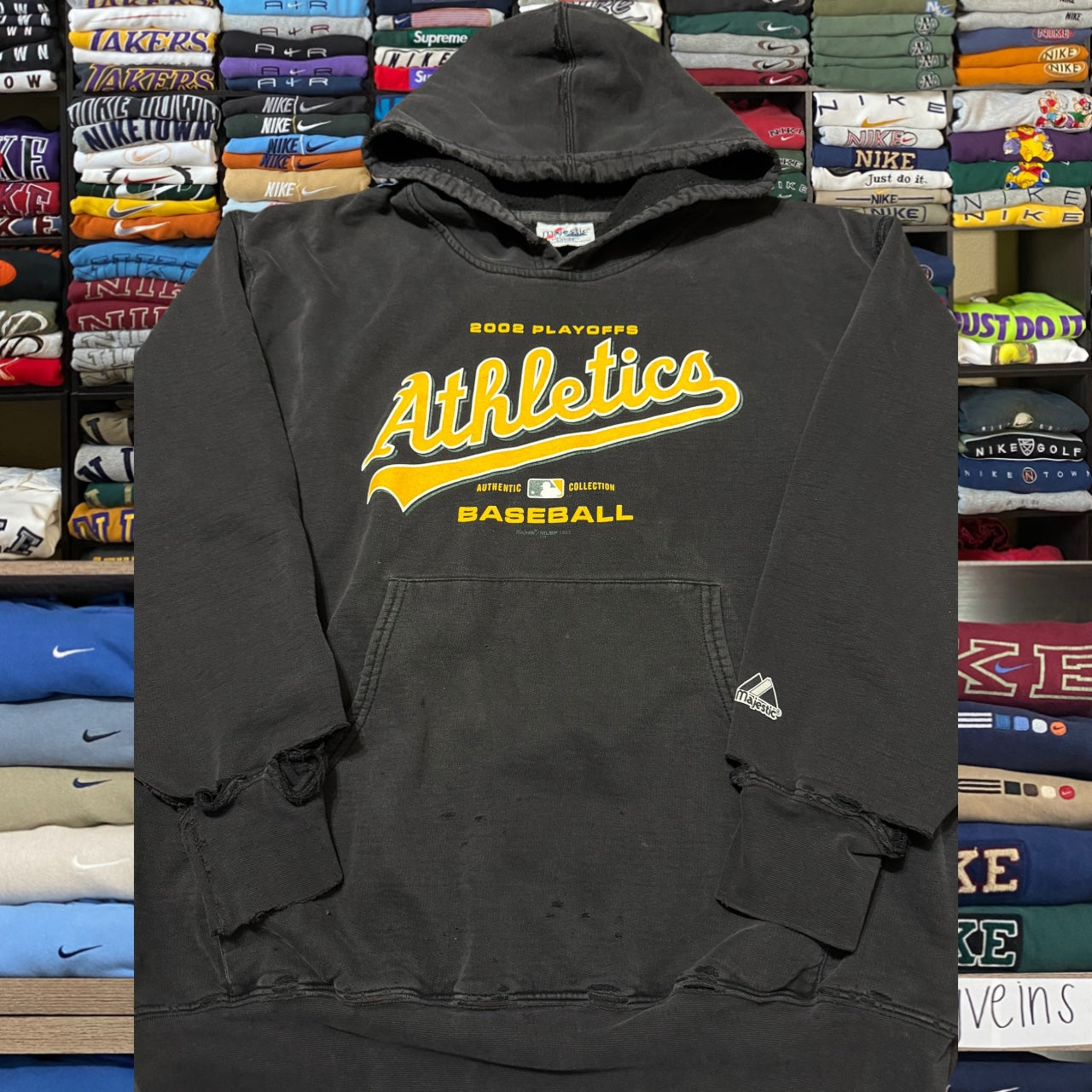 2002 Oakland athletics hoodie (large)