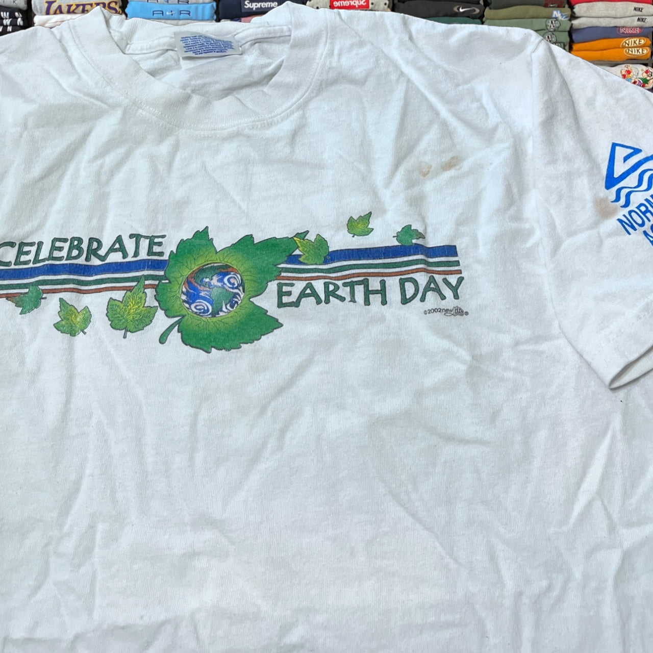 2002 earth day shirt ( medium )