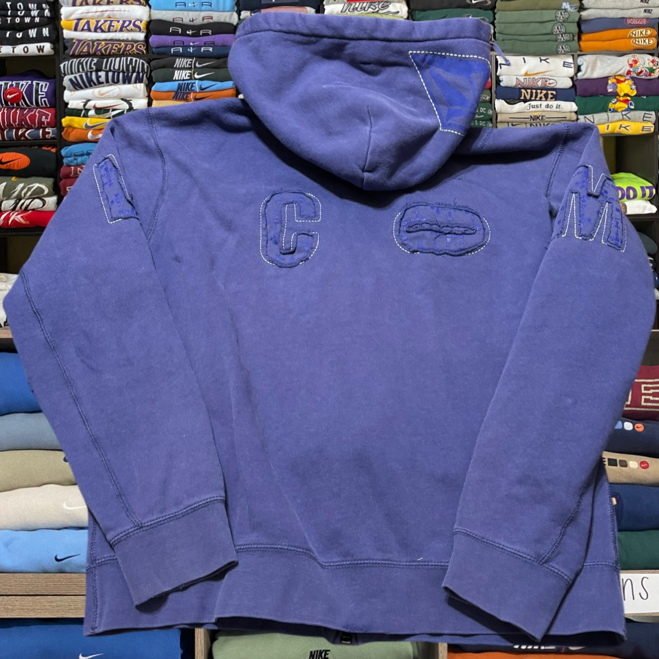y2k volcom skater hoodie (medium)