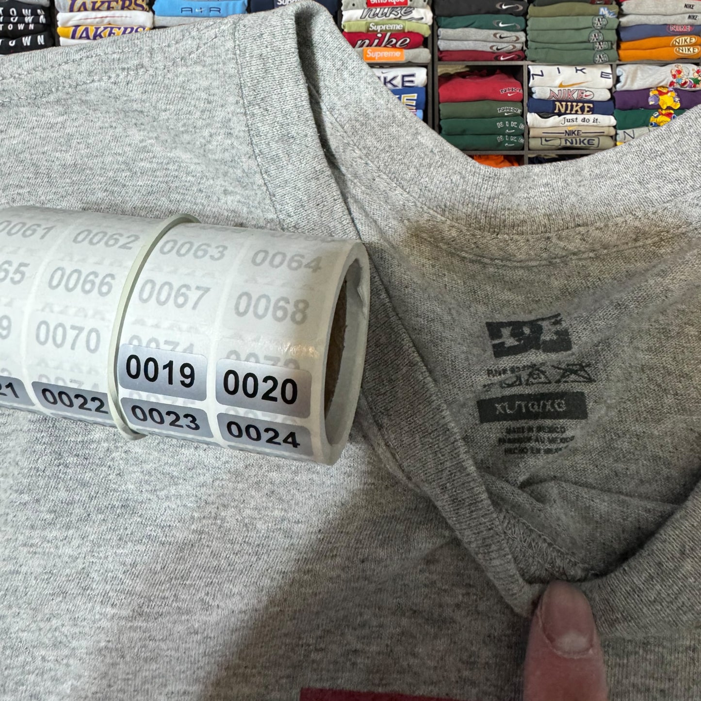 Y2K dc shoes grey shirt