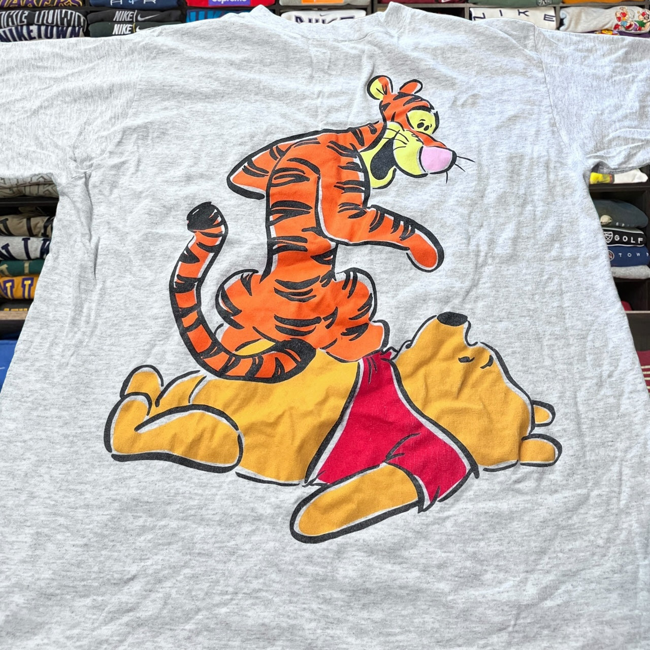 90s Winnie the Pooh & tigger Disney big print