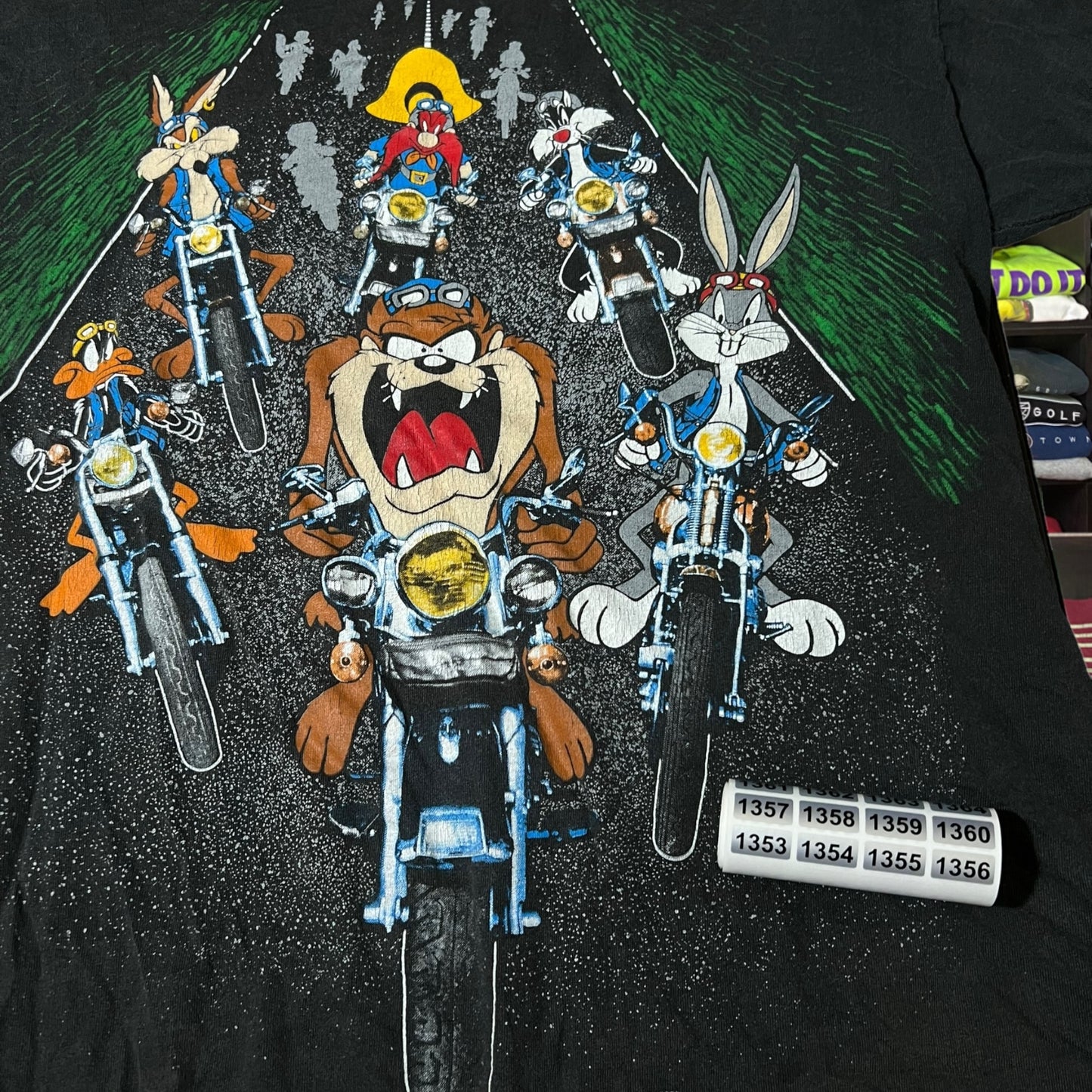1993 Harley Davidson biker taz shirt ( xlarge )