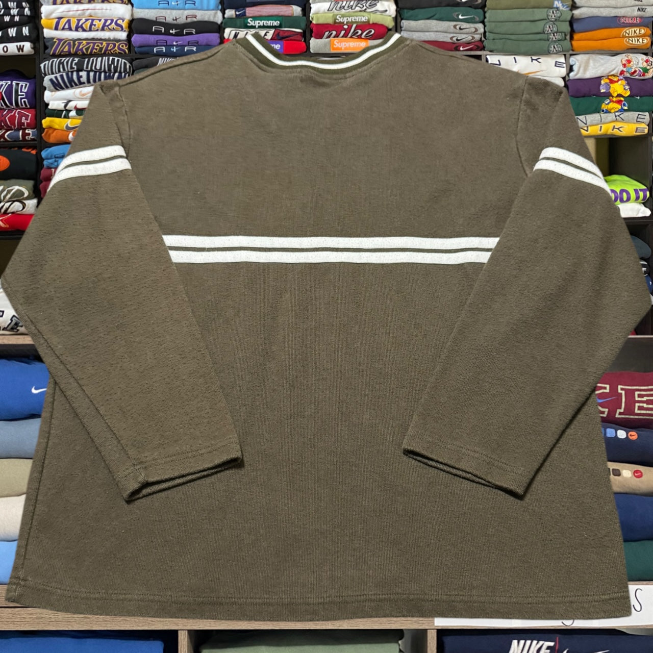 Y2K point zero style skater sweater (large)