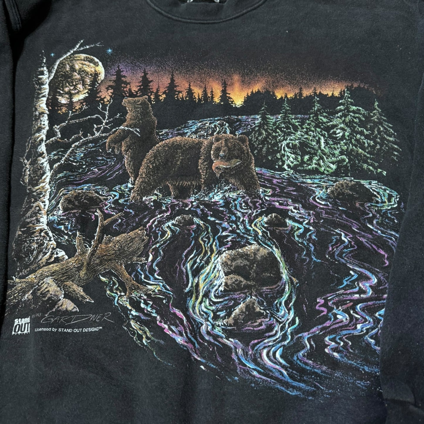 90s bear nature big print sweater