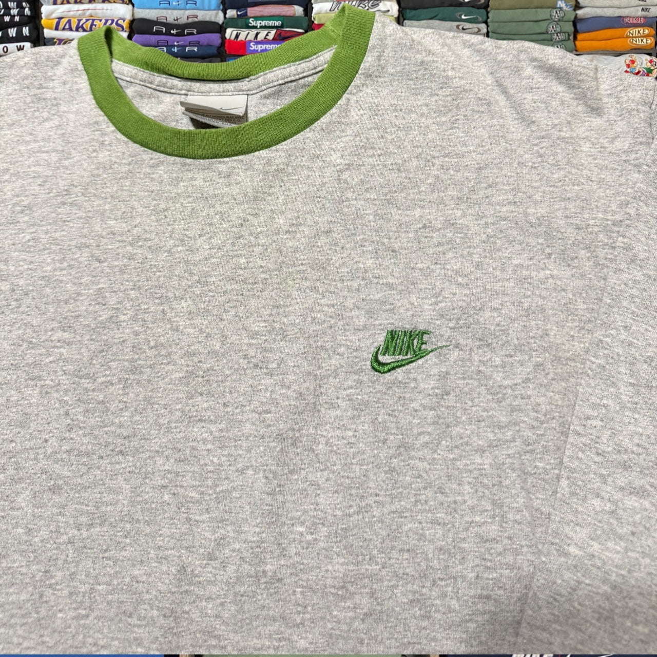 Y2K 2001 Nike long sleeve (large)