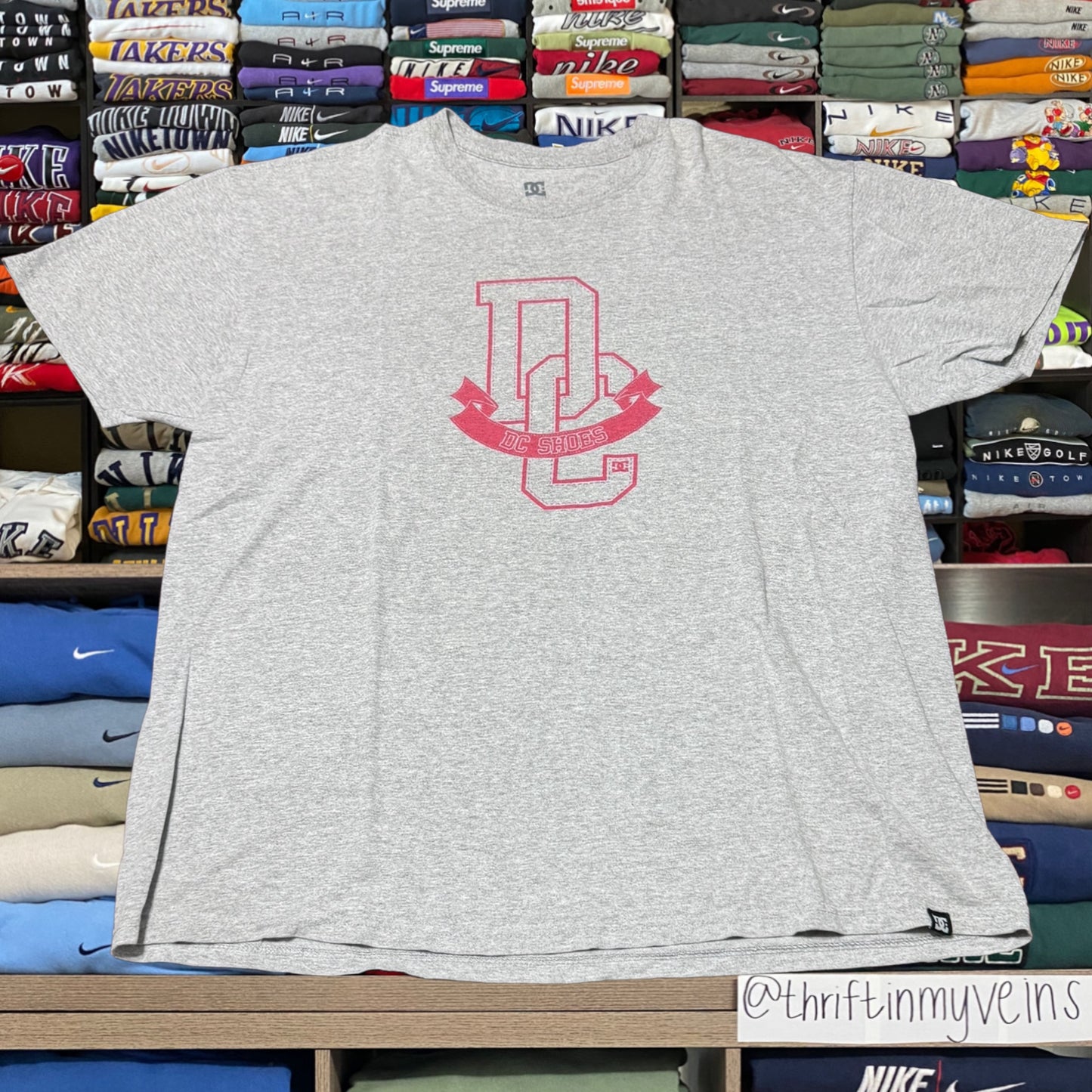 Y2K dc shoes grey shirt