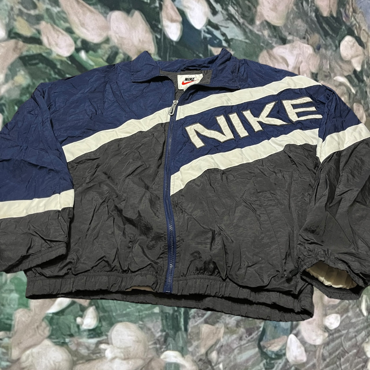 vinrage 90's nike windbreaker (medium)