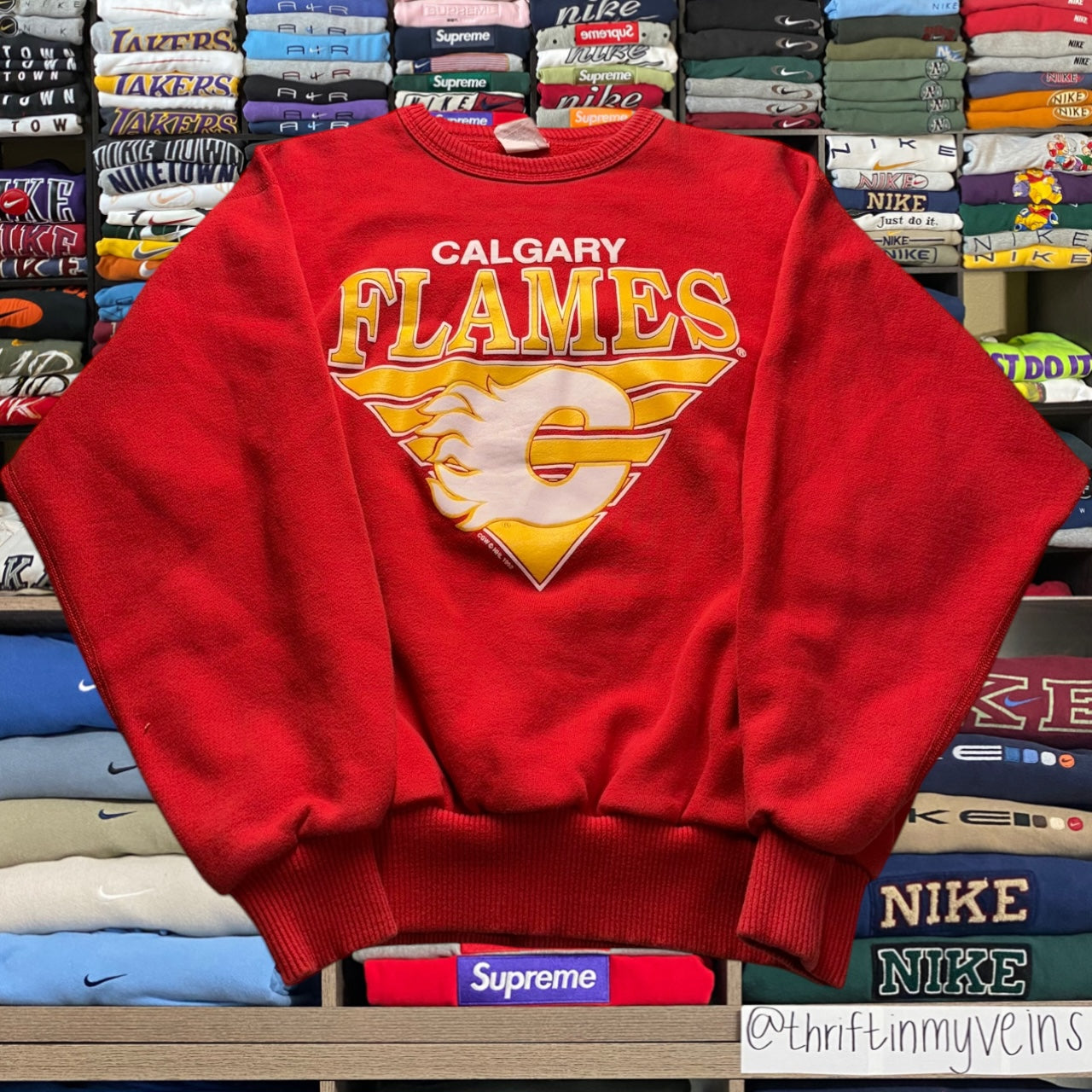 90s calgary flames sweatshirt (Medium)