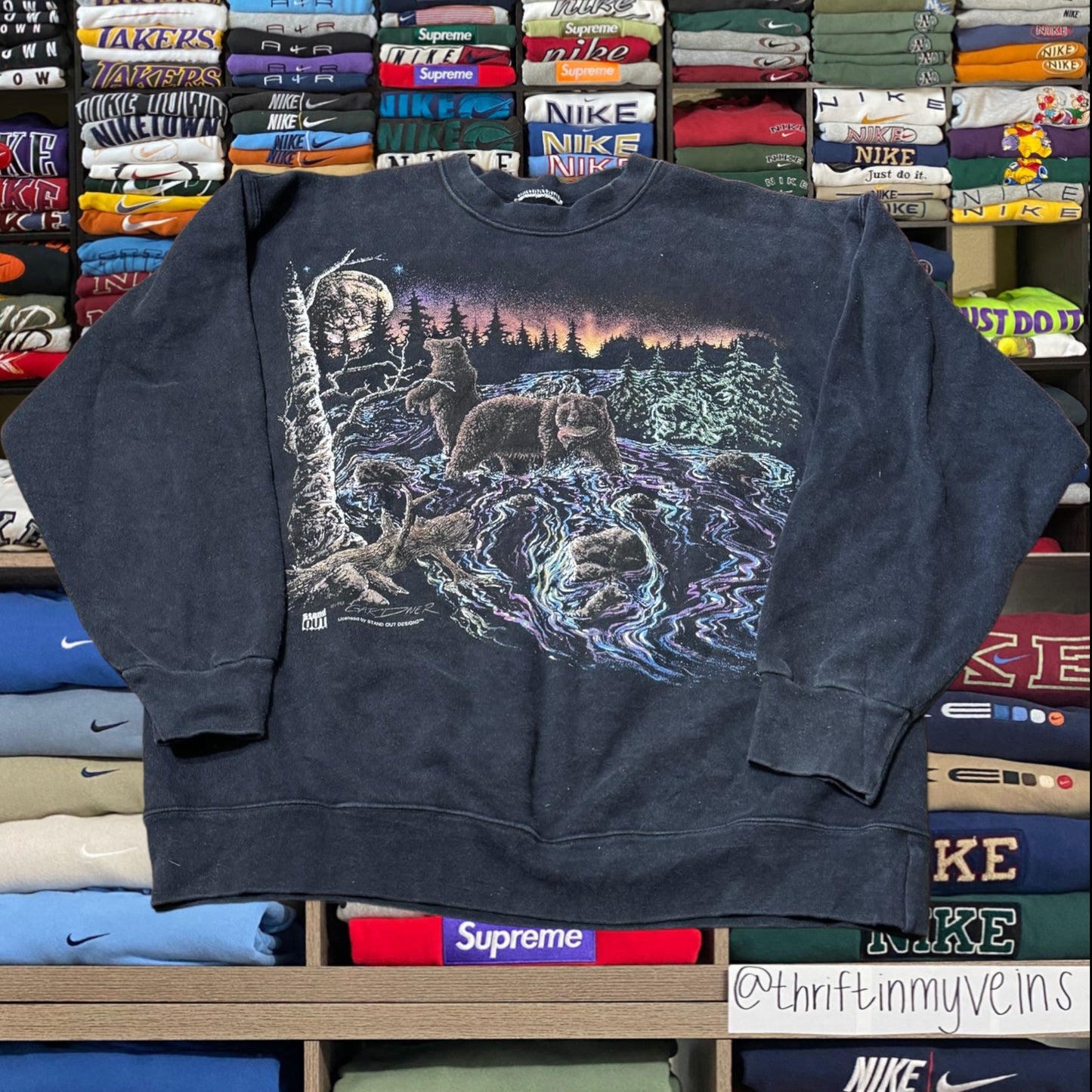90s bear nature big print sweater